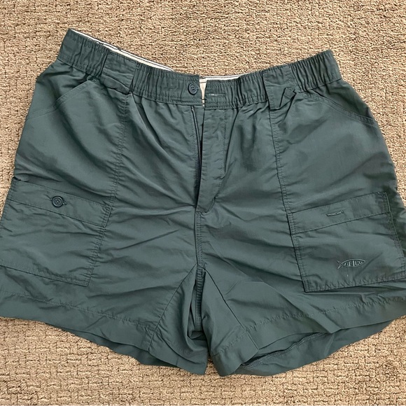 Men’s 38 AFTCO shorts - Picture 1 of 3